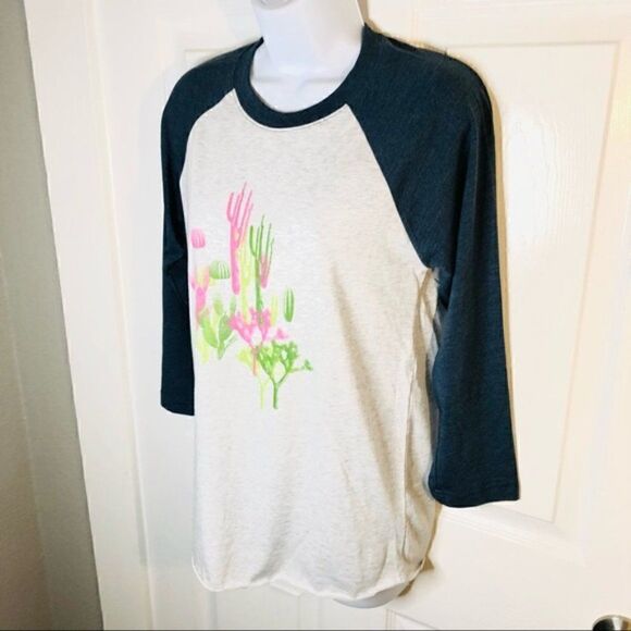 Modcloth Raglan Tee Dessert Cacti Print Grey Blue XS - Picture 10 of 11